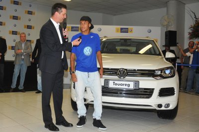 Volkswagen Touareg là mẫu xe rẻ nhất của Neymar Volkswagen Touareg