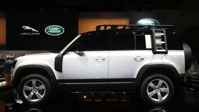 Land Rover Defender 2020 có khả năng off-road ấn tượng Land Rover Defender 2020 có khả năng off-road ấn tượng.