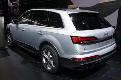 Audi Q7 2020 facelift trình làng tại triển lãm ô tô Frankfurt 19 Audi Q7 2020 facelift trình làng tại triển lãm ô tô Frankfurt a19