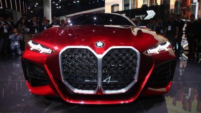 BMW concept 4 sở hữu lưới tản nhiệt cỡ lớn viền chrome dày BMW concept 4 sở hữu lưới tản nhiệt cỡ lớn viền chrome dày.