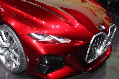 BMW concept 4 sở hữu đèn pha laser ấn tượng BMW concept 4 sở hữu đèn pha laser ấn tượng.