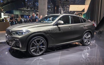 BMW X6.