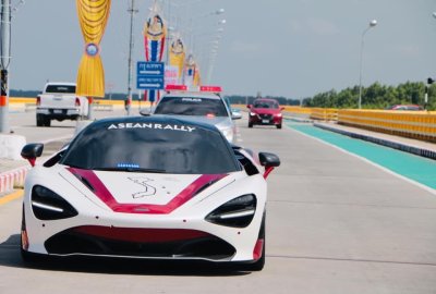 McLaren 720S có 2 lần đạt tốc độ trên 200 km/h 