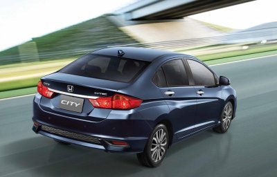 Đuôi xe Honda City Đuôi xe Honda City...