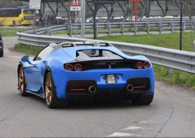 Chiếc Ferrari J50 hiếm hoi trên thế giới được rao bán với giá 7 triệu USD Chiếc Ferrari J50 hiếm hoi trên thế giới được rao bán với giá 7 triệu USD 1