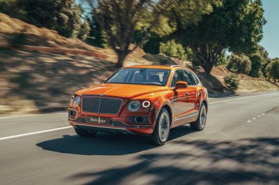 Bentley Bentayga Hybrid là chiếc xe chạy điện đầu tiên của Bentley.