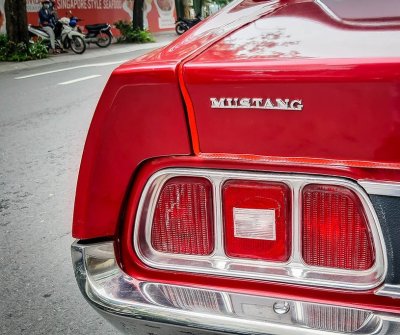 Tóm gọn "ngựa hoang" Ford Mustang Grande 1971 trên phố Sài Gòn 12 Tóm gọn "ngựa hoang" Ford Mustang Grande 1971 trên phố Sài Gòn a12