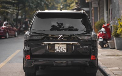 Cận cảnh Lexus LX 570 Inspiration "có một không hai" tại Việt Nam 3 Cận cảnh Lexus LX 570 Inspiration "có một không hai" tại Việt Nam a3