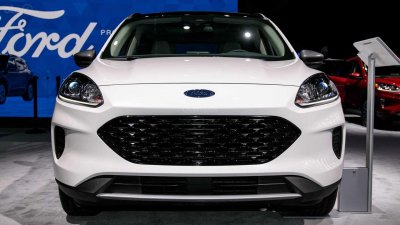 Ford Escape 2020 nhận đặt cọc, lộ phiên bản động cơ tại Việt Nam 1 Ford Escape 2020 nhận đặt cọc, lộ phiên bản động cơ tại Việt Nam a1