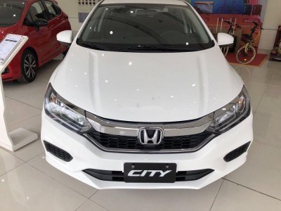 Cận cảnh phiên bản Honda City 2019 bản E giá rẻ mới tại đại lý Cận cảnh phiên bản Honda City 2019 bản E giá rẻ mới tại đại lý.