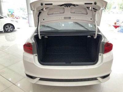 Cận cảnh phiên bản Honda City 2019 bản E giá rẻ mới tại đại lý - Ảnh 2 Cận cảnh phiên bản Honda City 2019 bản E giá rẻ mới tại đại lý - Ảnh 2.