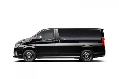 Toyota GranAce 2020 được đánh giá là có ngoại hình nổi bật hơn HiAce Toyota GranAce 2020 được đánh giá là có ngoại hình nổi bật hơn HiAce.
