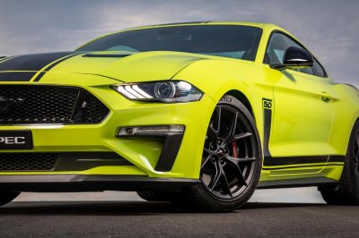 Ford Mustang R-Spec 2020 sở hữu bộ mâm hợp kim Ford Performance 19 inch đi kèm lốp Michelin Pilot Sport 4S Ford Mustang R-Spec 2020 sở hữu bộ mâm hợp kim Ford Performance 19 inch đi kèm lốp Michelin Pilot Sport 4S.