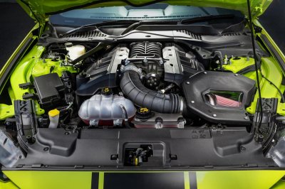 Ford Mustang R-Spec sở hữu động cơ động cơ V8 GT 5.0 lít hút khí tự nhiên kết hợp với động cơ EcoBoost 2.3 lít bốn xi-lanh tăng áp Ford Mustang R-Spec sở hữu động cơ động cơ V8 GT 5.0 lít hút khí tự nhiên kết hợp với động cơ EcoBoost 2.3 lít bốn xi-lanh tăng áp.