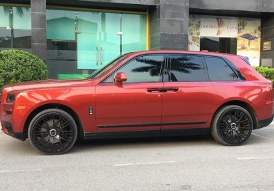Bộ vành độ Mansory của Rolls-Royce Cullinan đổi sang tông màu đen mạnh mẽ Bộ vành độ Mansory của Rolls-Royce Cullinan