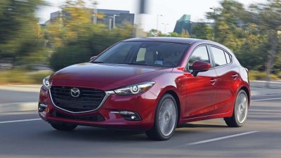 Mazda 3 tiếp tục "bá chủ" phân khúc hạng C tháng 9/2019.