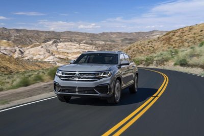 Volkswagen Atlas Cross Sport 2020 - Đối thủ của BMW X6 đã lộ diện a1