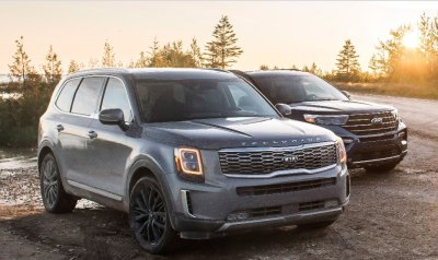 Kia Telluride vs Hyundai Palisade Kia Telluride vs Hyundai Palisade.