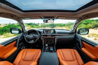 Lexus LX 570 2020 mở bán tại thị trường Việt, giá khởi điểm 8,34 tỷ đồng 4 Lexus LX 570 2020 mở bán tại thị trường Việt, giá khởi điểm 8,34 tỷ đồng a4