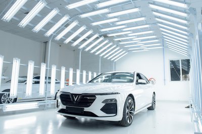 Khách hàng của bộ đôi VinFast LUX nhận xe theo cách hoàn toàn mới Khách hàng của bộ đôi VinFast LUX