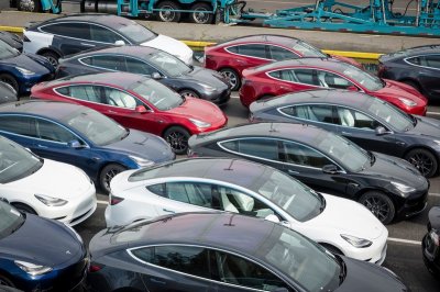 Tesla Trung Quốc sẽ không rẻ hơn nhiều so với xe nhập khẩu Tesla Trung Quốc sẽ không rẻ hơn nhiều so với xe nhập khẩu.