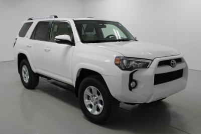 Top 10 mẫu SUV hao xăng nhất năm 2019: Toyota 4Runner hạng 10 Top 10 mẫu SUV hao xăng nhất năm 2019: Toyota 4Runner hạng 10