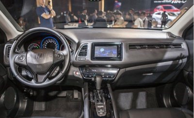 Tháng 11, mua Honda HR-V nhận ngay quà chất - Ảnh 1 Tháng 11, mua Honda HR-V nhận ngay quà chất - Ảnh 1.