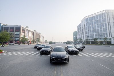 Xe VinFast sẽ đóng vai trò làm phương tiện chuyên chở các khách mời tham dự Hội nghị ASEAN 2020 2 Xe VinFast sẽ đóng vai trò làm phương tiện chuyên chở các khách mời tham dự Hội nghị ASEAN 2020 2.