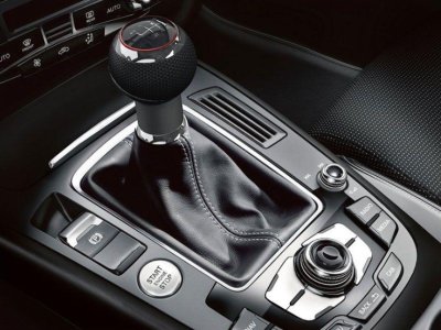 Nhiều người thích xe số sàn vì trải nghiệm thể thao mà nó mang lại Hộp số sàn