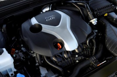 Các màn xe Hyundai dính phốt: Động cơ Theta có cặn Các màn xe Hyundai dính phốt: Động cơ Theta có cặn