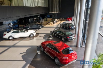 Mercedes-Benz Vietnam Star Bình Dương: Khu vực trưng bày xe Mercedes-Benz Vietnam Star Bình Dương: Khu vực trưng bày xe.