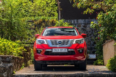 Giá lăn bánh xe Nissan Terra 2019, giảm sâu để cạnh tranh với Toyota Forutner 2 Giá lăn bánh xe Nissan Terra 2019, giảm sâu để cạnh tranh với Toyota Forutner a2
