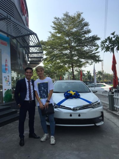 Cầu thủ Văn Toàn “tậu” xe Toyota Altis: Hoá ra chỉ là “tin đồn” 2 Cầu thủ Văn Toàn “tậu” xe Toyota Altis: Hoá ra chỉ là “tin đồn” 2a