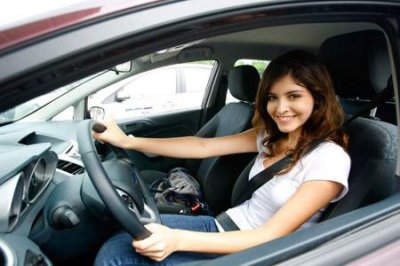 Chọn trang phục khi lái xe ô tô sao cho an toàn và hợp lý? 2 Chọn trang phục khi lái xe ô tô sao cho an toàn và hợp lý? 2a