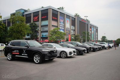 Báo lỗ nhưng VinFast vẫn ưu đãi lớn cho dòng LUX SA2.0 và LUX A2.0 2 Báo lỗ nhưng VinFast vẫn ưu đãi lớn cho dòng LUX SA2.0 và LUX A2.0 a2
