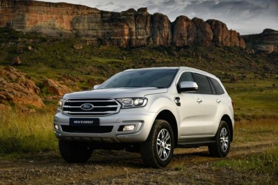 Top 5 mẫu xe SUV 7 chỗ bán chạy nhất tháng 11: Toyota Fortuner vững vàng ngôi vị số 1 Top 5 mẫu xe SUV 7 chỗ bán chạy nhất tháng 11: Toyota Fortuner vững vàng ngôi vị số 1z