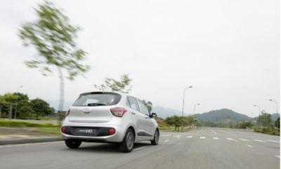 Giá xe Hyundai Grand i10 4 Giá xe Hyundai Grand i10 a4