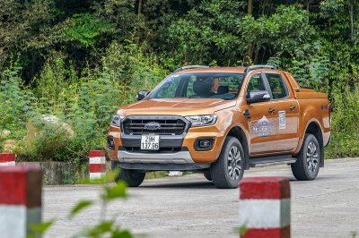 Ford Ranger: Ưu đãi 20 triệu đồng.