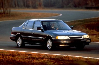 Acura Legend là mẫu xe Acura đầu tiên.