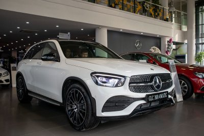 Mục Sở Thị Mercedes-Benz Glc 300 4Matic 2020 Vừa Cập Bến Đại Lý