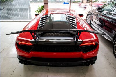 Sau 5 năm, Lamborghini Huracan LP580 lỗ gần 7 tỷ đồng tại Việt Nam a2