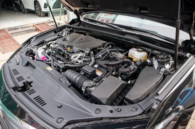 Toyota Avalon Hybrid 2020 đầu tiên về Việt Nam có gì đặc biệt a15