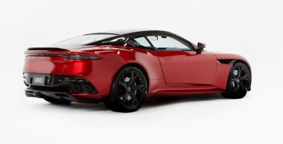 Aston Martin DBS Superleggera là mẫu xe đầu tiên lắp đặt hệ thống này Aston Martin DBS Superleggera là mẫu xe đầu tiên lắp đặt hệ thống này.
