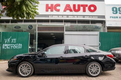 Ảnh chi tiết xe Toyota Avalon Hybrid 2020 đầu tiên tại Việt Nam 8 Ảnh chi tiết xe Toyota Avalon Hybrid 2020 đầu tiên tại Việt Nam a8