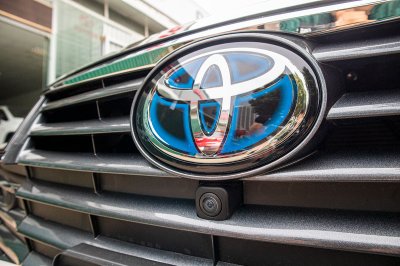 Ảnh chi tiết xe Toyota Avalon Hybrid 2020 đầu tiên tại Việt Nam 5 Ảnh chi tiết xe Toyota Avalon Hybrid 2020 đầu tiên tại Việt Nam a5