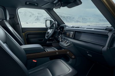 Nội thát của Land Rover Defender 2020 mang đậm chất hiện đại và công nghệ cao Nội thát của Land Rover Defender 2020 mang đậm chất hiện đại và công nghệ cao.