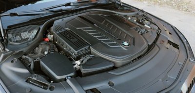 BMW sẽ chưa chia tay động cơ truyền thống trong nhiều năm tới BMW sẽ chưa chia tay động cơ truyền thống trong nhiều năm tới.