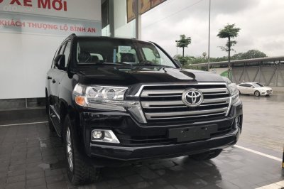 Toyota Land Cruiser đạt doanh số 267 xe bán ra năm 2019 Toyota Land Cruiser đạt doanh số 267 xe bán ra năm 2019 1