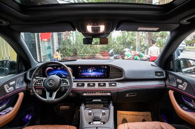 Mercedes-Benz GLE300 Diesel 2020 đầu tiên tại Việt Nam, nội thất hút hồn Nội thất xe Mercedes-Benz GLE300 Diesel 2020