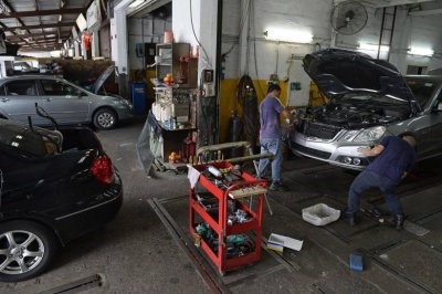 10 hiểu lầm tai hại về bảo trì ô tô - Không cho bên thứ 3 chạm vào 10 hiểu lầm tai hại về bảo trì ô tô - Không cho bên thứ 3 chạm vào